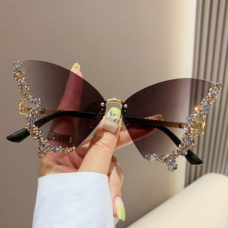 Fashionable And Personalized Exaggerated Sunglasses